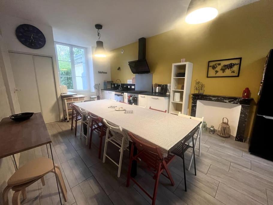 La Maison De Paulette Meuble De Tourisme 4 Etoiles Neuvy-le-Roi Екстер'єр фото